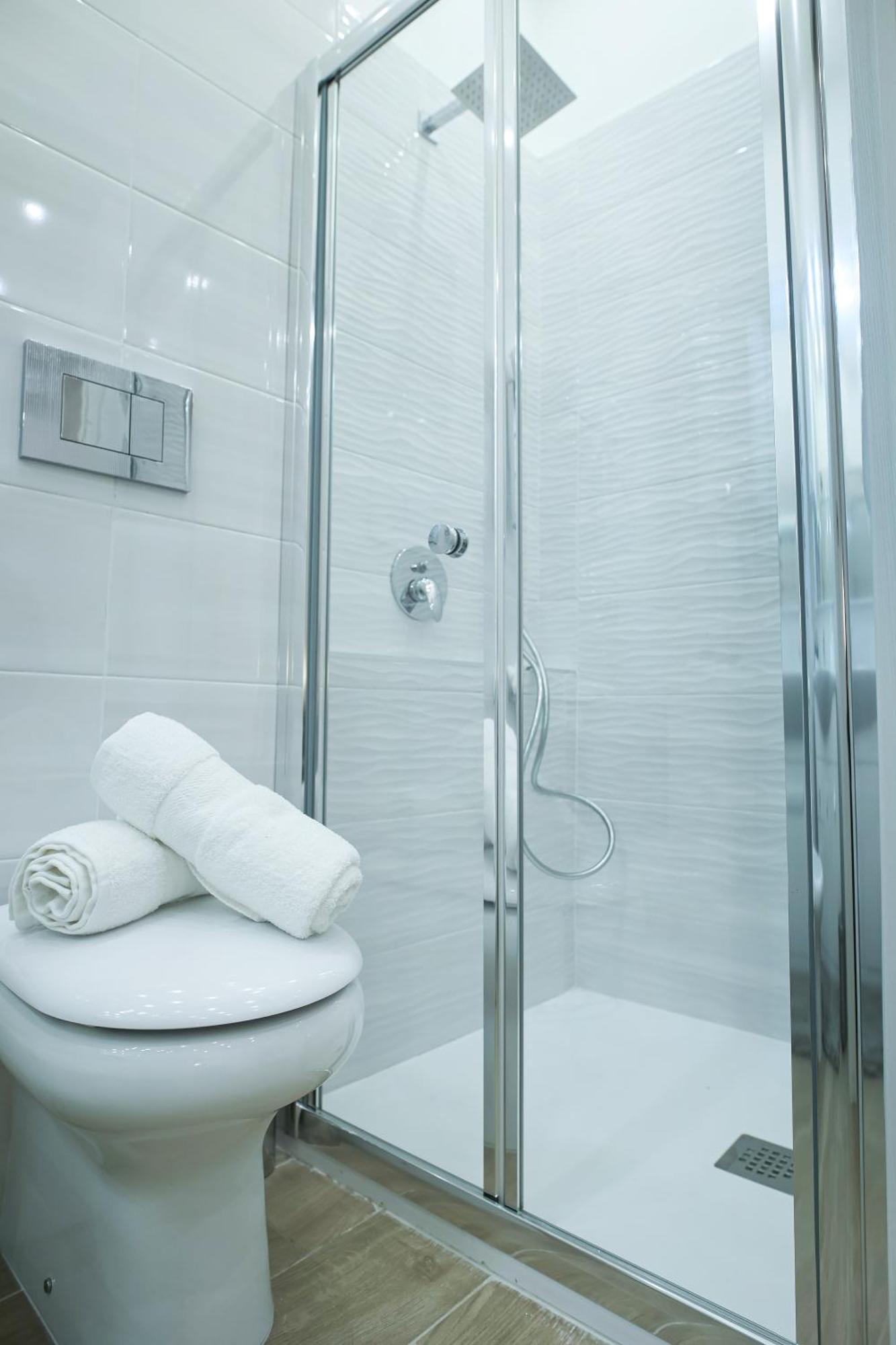 Appartement Piazza Delplebiscito,lungomare Partenope. Instagram Casavica_ *